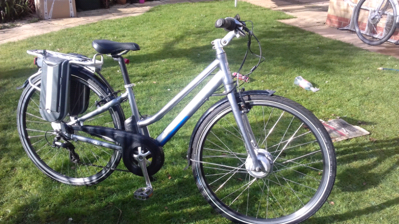 ladies giant electric bike